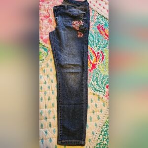 Women's Embroidered Blue Jeans
